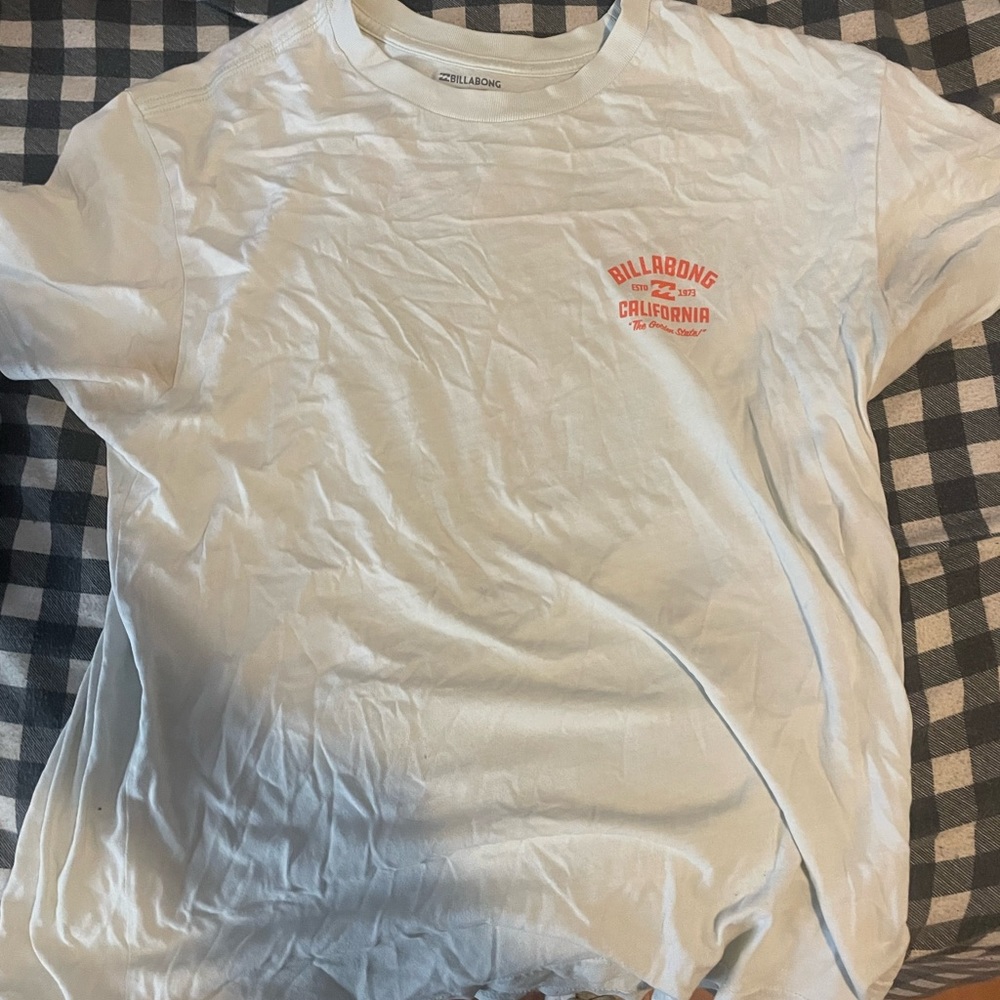 Billabong tshirt